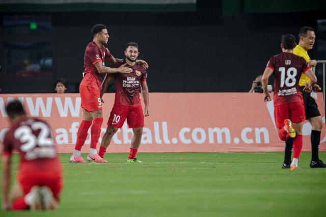 1723357277545011667.jpg (体育)(1)足球——足协杯:上海海港队晋级八强XxjpseC007171_20240717_PEPFN0A001.jpg