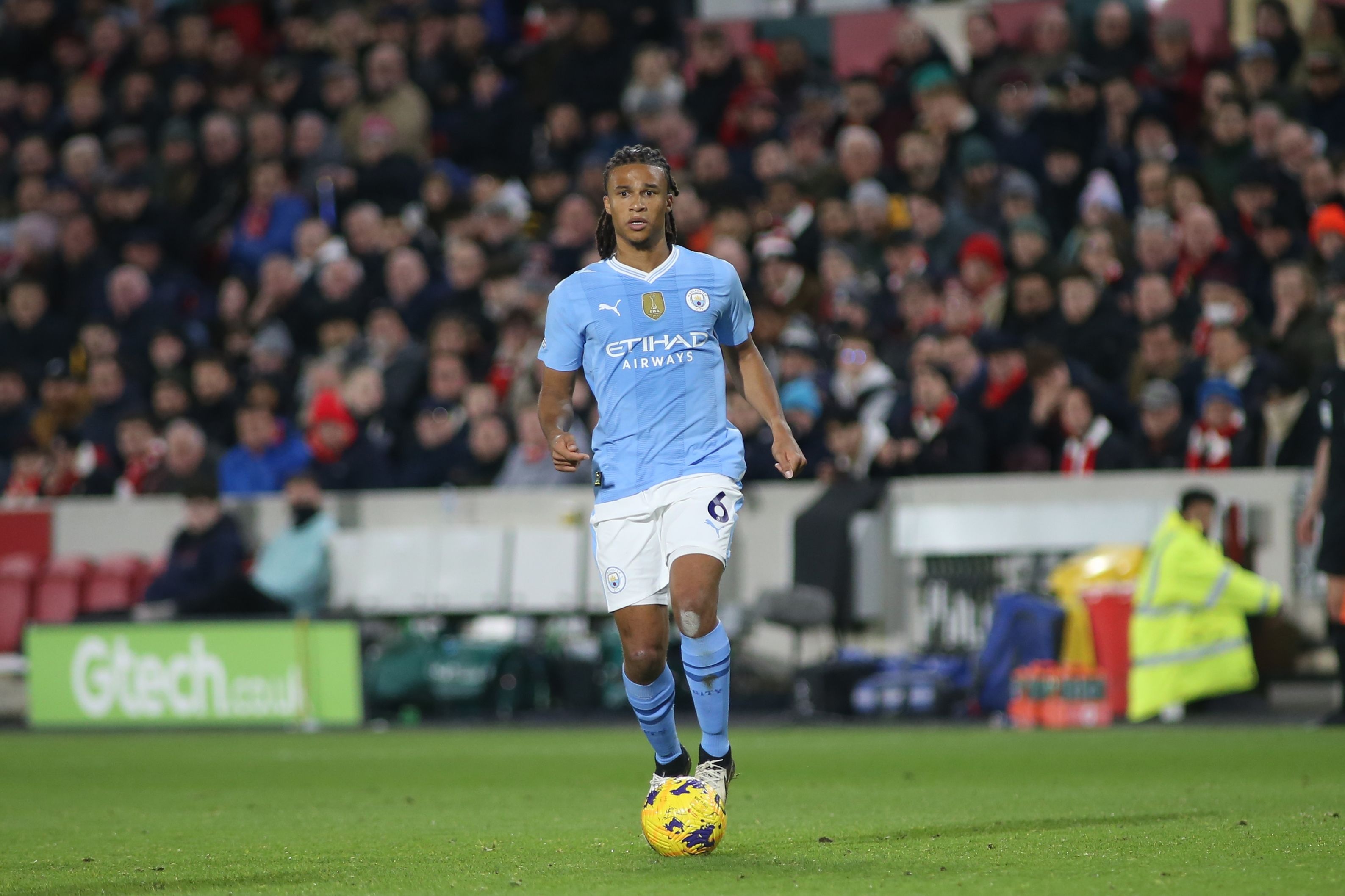 开云注册-每体：德科非常看好阿克，但资金允许优先考虑巴斯托尼和范德芬